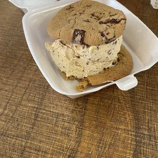 Cookie ice cream sandwich