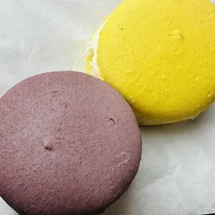 Blueberry macaroon and Lemon macaroon
