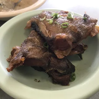 Boiled Butterfish Collar With Stew Gravy Or Plain