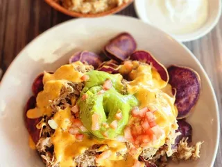 Highway Inn Kaka'ako