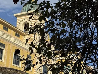 Jamez Smokes & Cigars