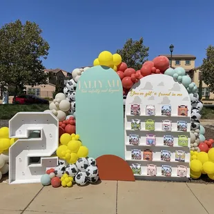 Toy Story Photo Op &amp; Goodie Box Wall