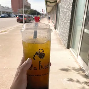 Mango green tea with tapioca