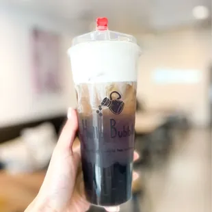 Vintage Taiwanese Black Tea with Boba and Milk foam