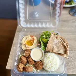 Falafel Plate @colorful.eats