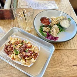 Mac &amp; Beer Cheese, fried oysters
