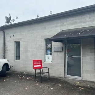 Hellbranch Entrance WEST SIDE of the building to enter! (Follow the red signs)