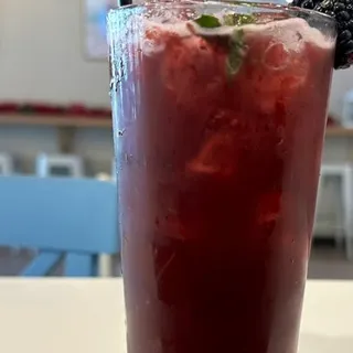 Blackberry Fizz