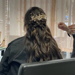 Bridal hair by Andrea