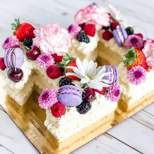a cake decorated with flowers