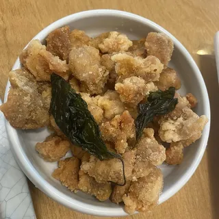 Crispy Basil Chicken Bites
