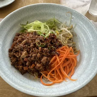 Peking Noodle with Pork