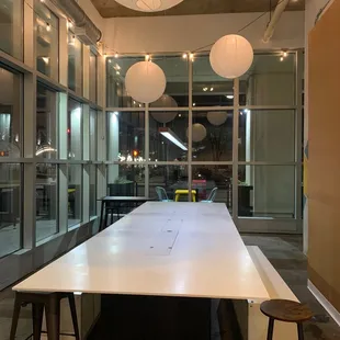 Huge table space for big family or friends