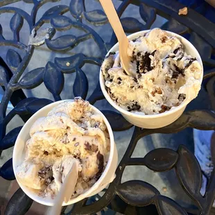 Peanut butter chip &amp; cookies and cream