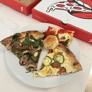 Make your own (sausage, spinach, &amp; mushrooms), Sicilian Pan Pizza (cut slice), Hawaiian pizza, and garlic knot.