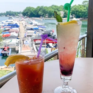 Bloody Mary &amp; fancy drink [Instagram @restaurant_aholic]