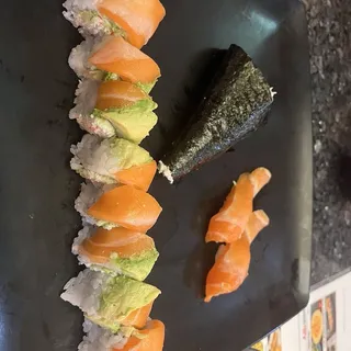 F1. Alaskan Roll(8pcs)