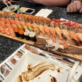 N4. Salmon Sushi(2pcs)