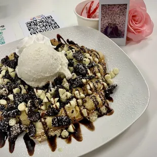 Tuxedo Bubble Pancake