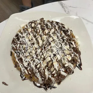 S&apos;mores waffle - amazing!!