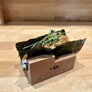 Aburi Salmon Hand Roll