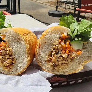 Chicken Banh Mi