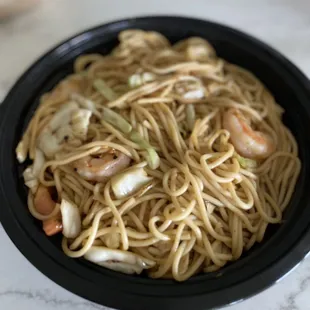 Shrimp Garlic Noodles ($10.99)