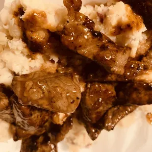 Beef Teriyaki Tenderloin with mashed potatoes