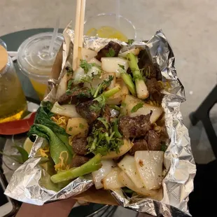 Shaken beef w noodles