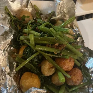 Fish balls fried in fish sauce