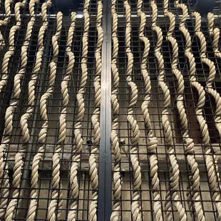 a rack of twisted rope