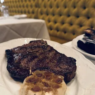 16oz dry aged ribeye with roasted garlic