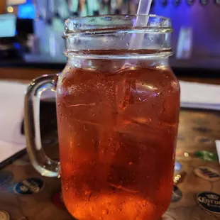 a glass of iced tea