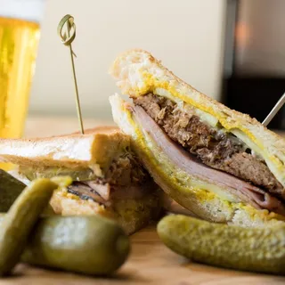 El Cubano