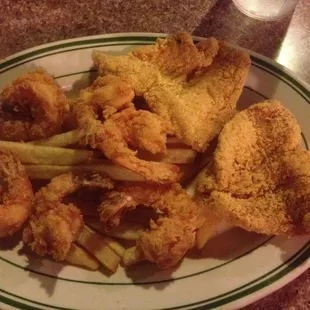 2 catfish and 6 shrimp, with side salad.