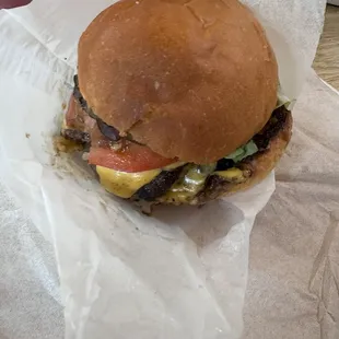 Double cheeseburger