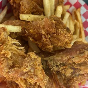 fried chicken, chicken wings, poultry, food, bbq chicken, chicken wings and fried chicken, bbq wings, chicken, fried chicken wings