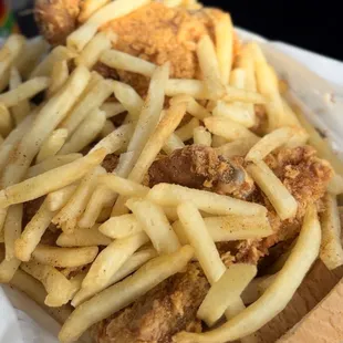 4 Piece (2 Breasts with Leg &amp; Thigh) with Fries