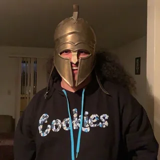 Vinnie M.