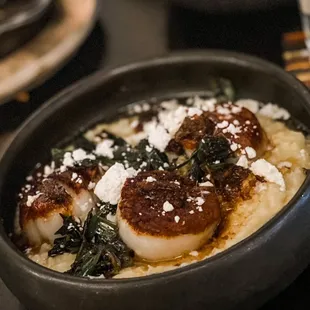 Pan Roasted Scallops  Grits