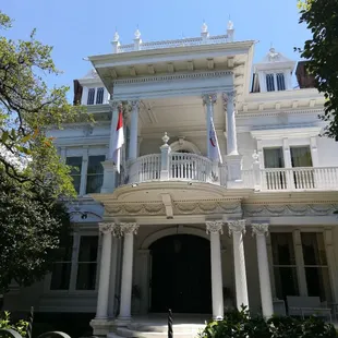 Mansion in University area