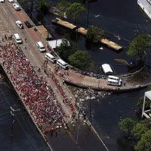 Evacuations from Katrina on elevated highway in NOLA.