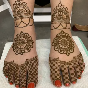 Bridal henna