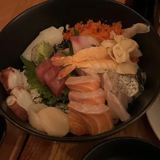 Assorted Sashimi Don