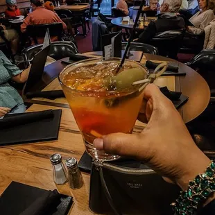 drink, oysters and mussels