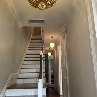 Front hall/entry