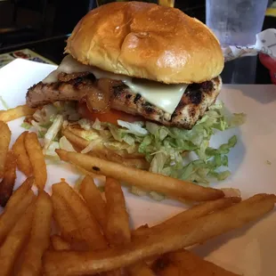 Henry Hudsons Pub Chicken Sandwich