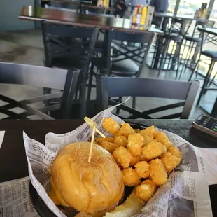 Classic Cheeseburger