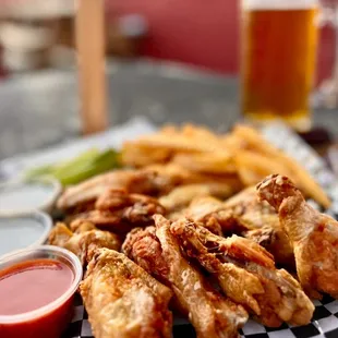 Wings &amp; beer