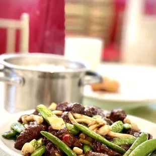 Filet mignon with sweet peas